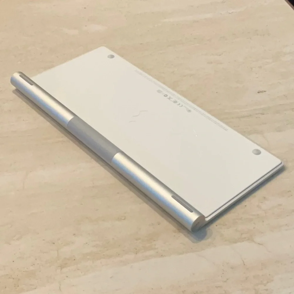 Apple Wireless Keyboard Model A1314 Genuine OEM Authentic